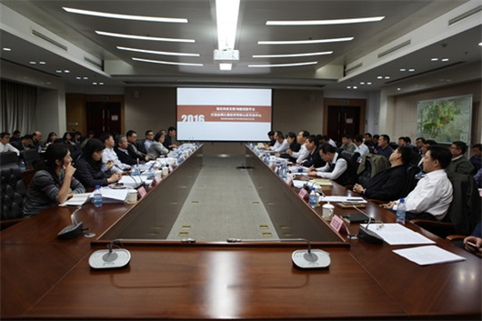 我院院長陪同科技部領導調(diào)研克拉瑪依高新區(qū)“以升促建”工作